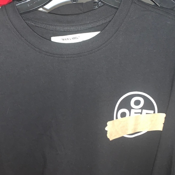 Off-White Other - Off White Main Label Tape Arrows T shirt